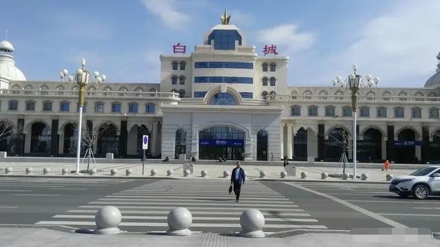 邯鄲到白城貨運(yùn)專線 上+門+接貨